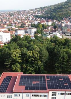 Spitali i Pejës 147 kWp 